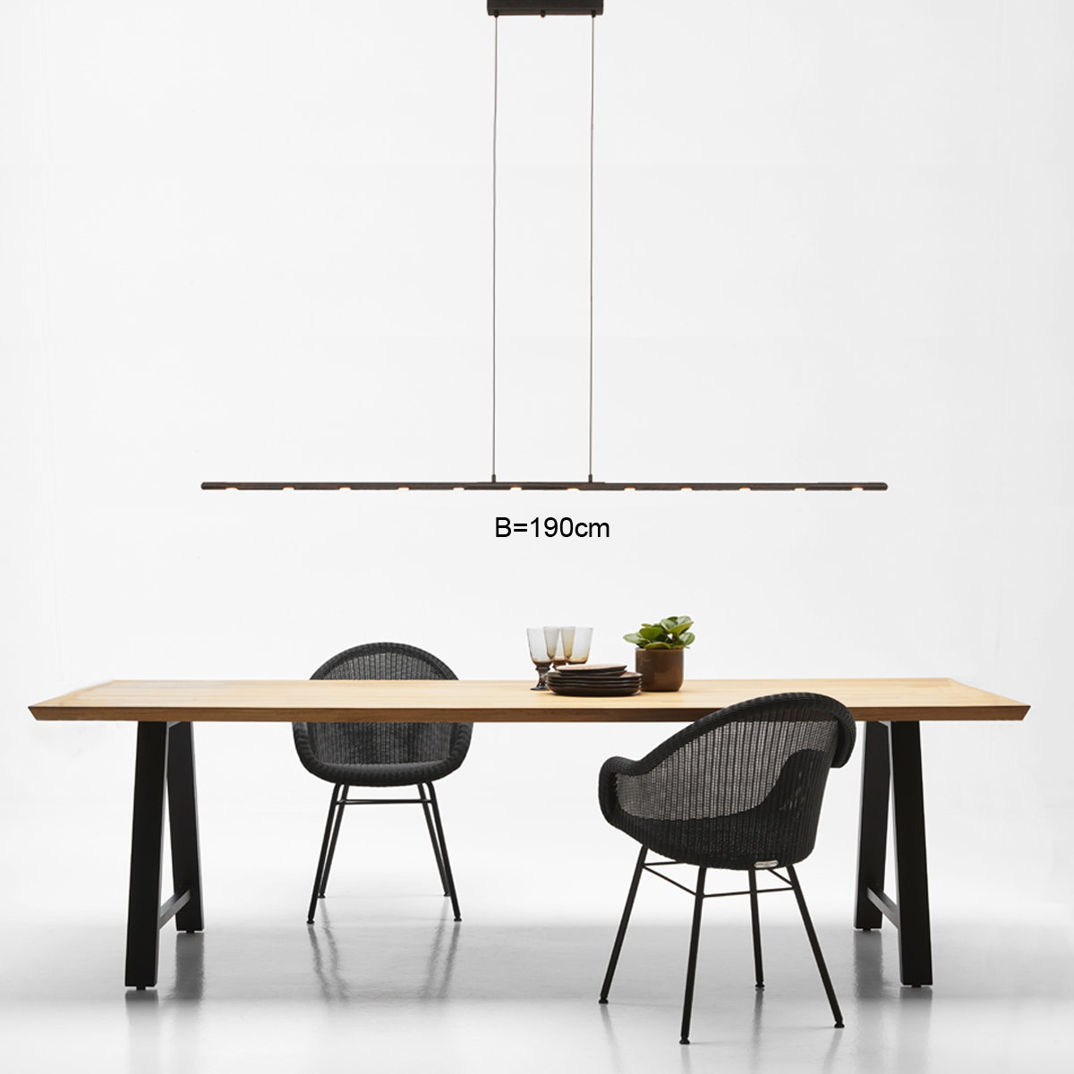 Menzel Anteo Balken LED 190cm, Höhe einstellbar, Oberfläche nach Wahl Menzel Anteo Balken LED 190cm, Höhe einstellbar, Oberfläche nach Wahl