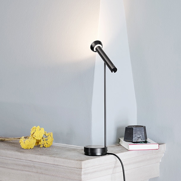 Baltensweiler Stehleuchte, Topoled, alu eloxiert,  2700K, 2700-1800K, 690lm/500lm, 9,5W