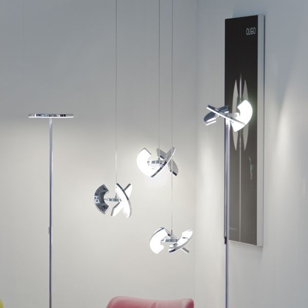 Oligo Futuristische LED Pendelleuchte TRINITY in glänzendem Chrom und Tastdimmer